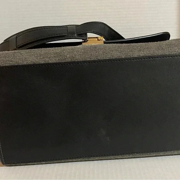 Celine - Picture 8 of 14